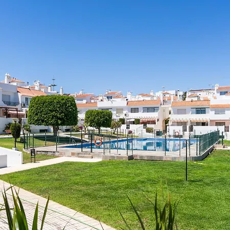 Miramar Townhouse In By Costarentals - Ref 62 Apartment *
