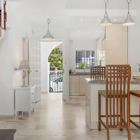 Miramar Townhouse In By Costarentals - Ref 62 Lägenhet *